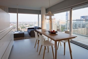 Urban Residences,South Holland>>Rotterdam,4 star