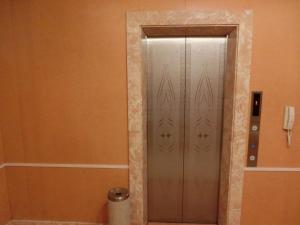 hotel hyper noah adults only