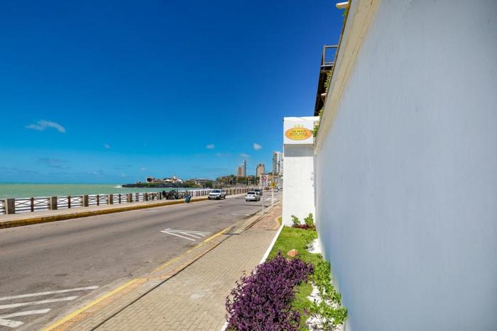 yak beach hotel natal