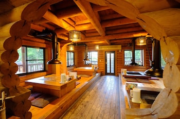 log cabin kinoko no sato