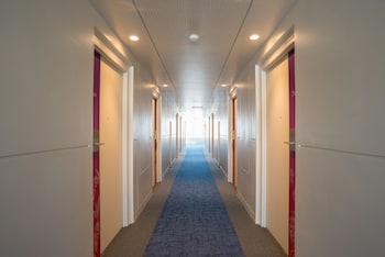 rj hotel naha