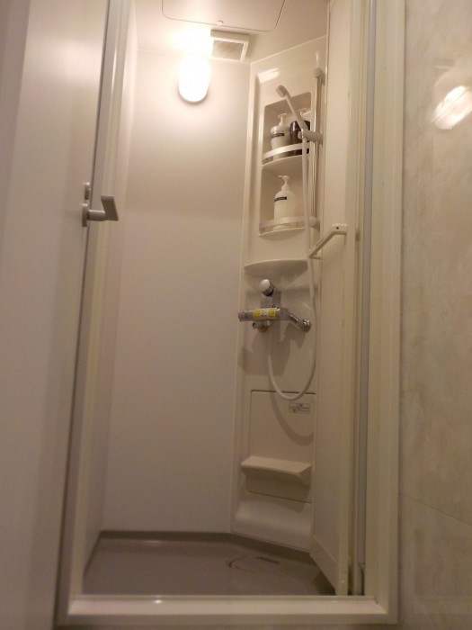 kangaroo hotel side b