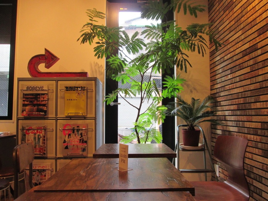 kangaroo hotel side b