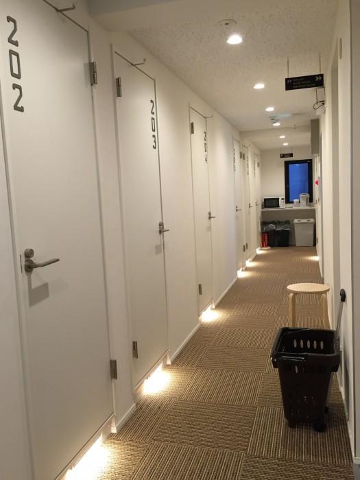 kangaroo hotel side b