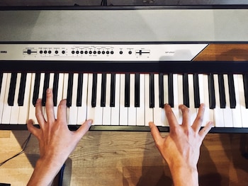 kangaroo hotel side b