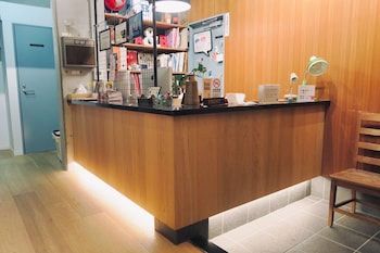 kangaroo hotel side b