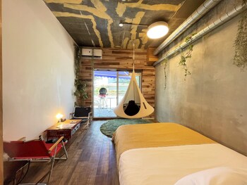 365base outdoor hostel