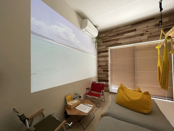 365base outdoor hostel