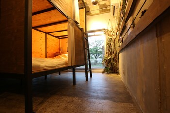 365base outdoor hostel