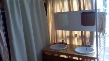 travelersdou kirinya