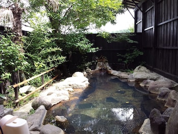 kurasako onsen sakura