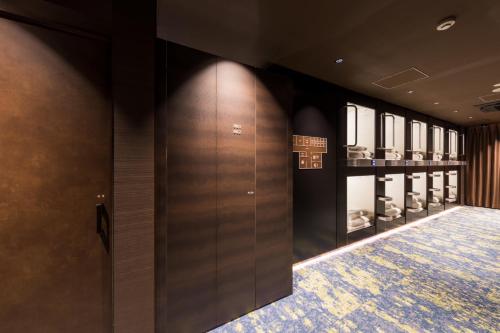 glansit akihabara comfort capsule hotel