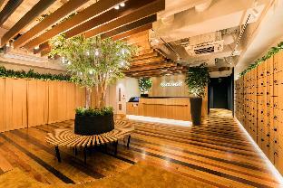 glansit akihabara comfort capsule hotel