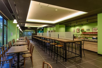 henn na hotel tokyo haneda