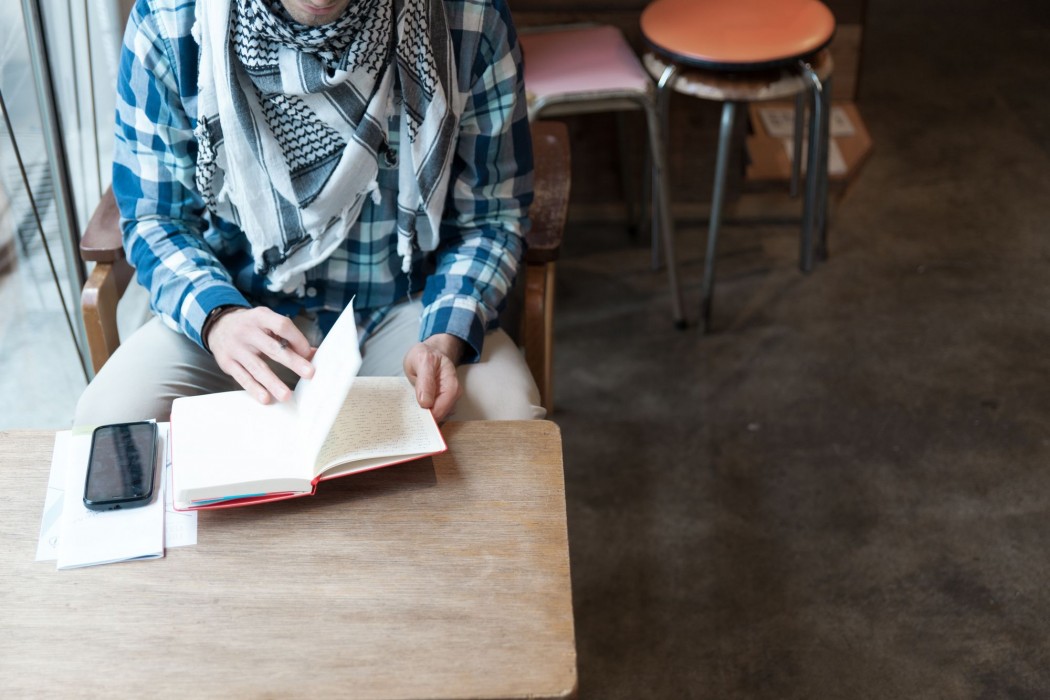 nui hostel and bar lounge