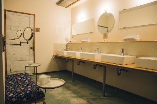 nui hostel and bar lounge