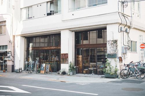 nui hostel and bar lounge