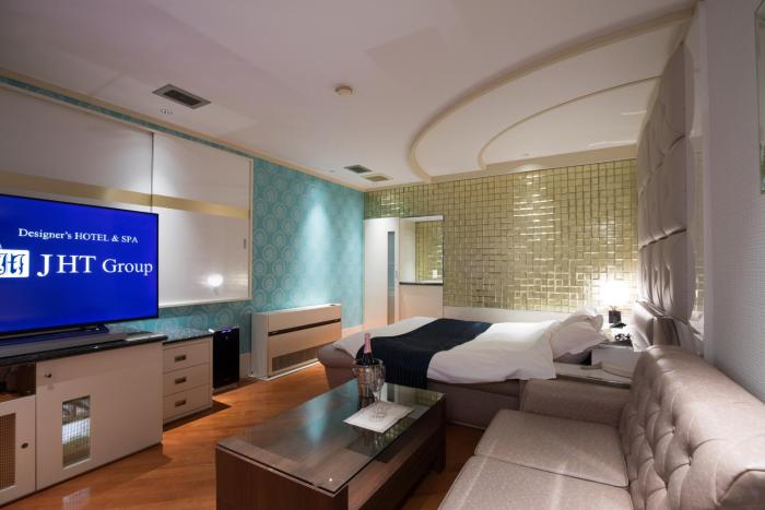 hotel perrier adults only