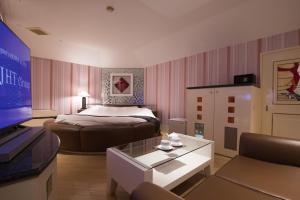 hotel perrier adults only