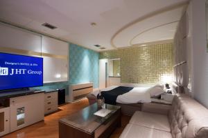 hotel perrier adults only