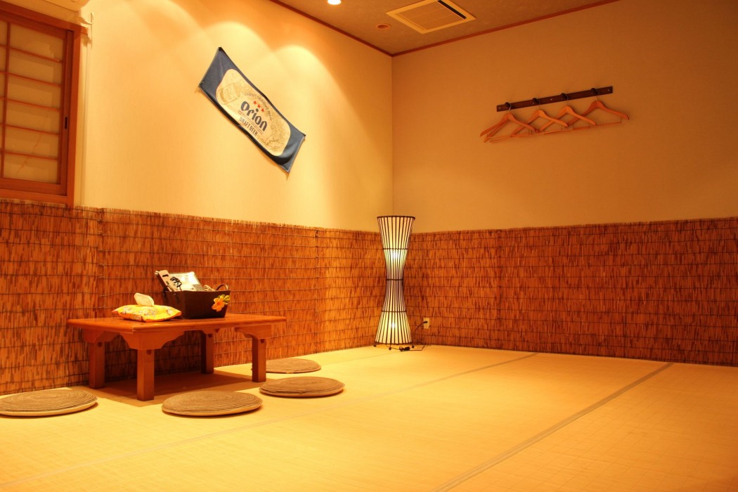 okinawa minshuku kariyushi honkan