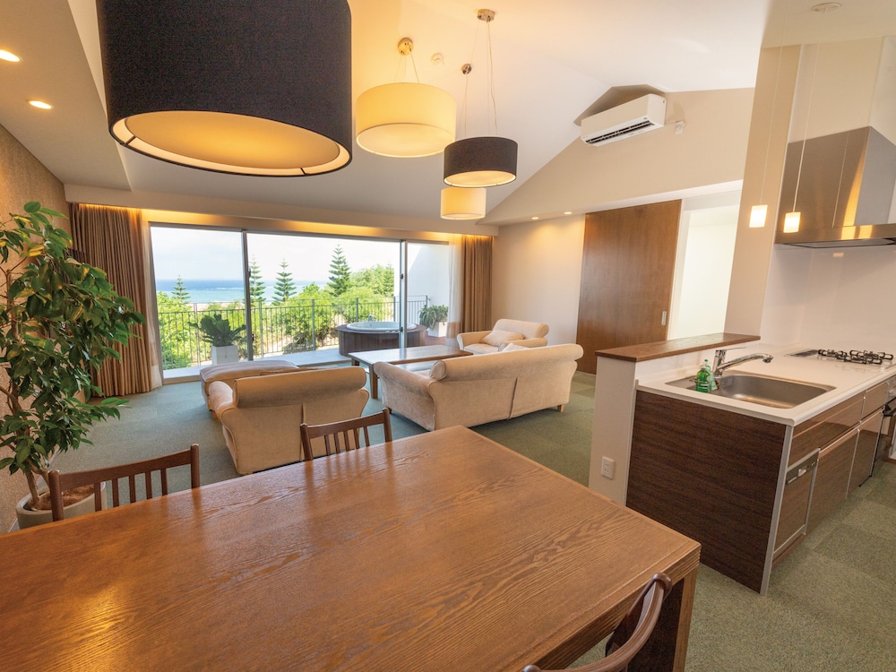 condominium t room