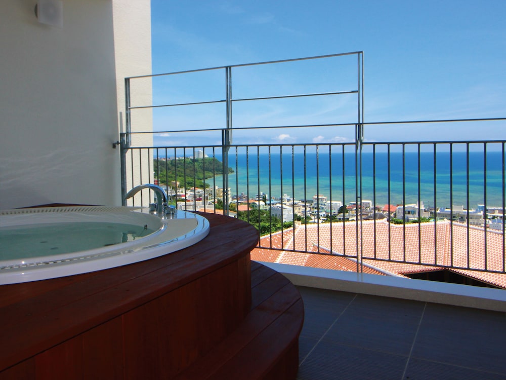 condominium t room