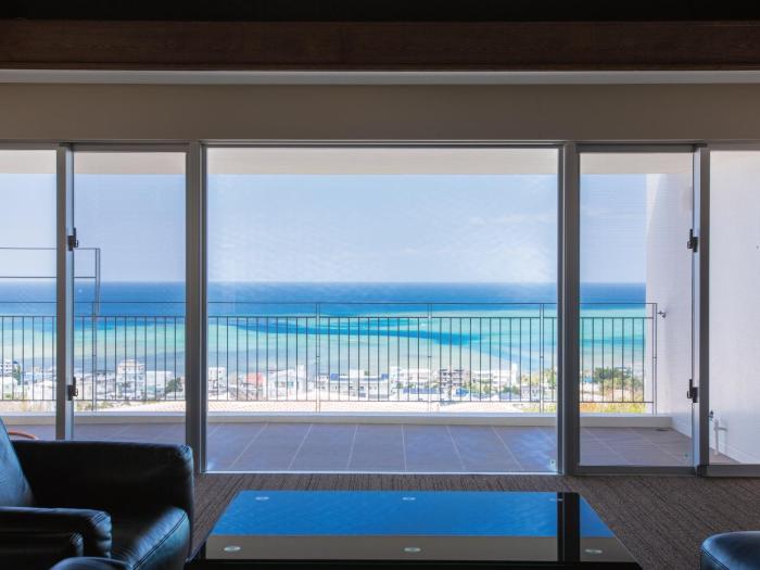 condominium t room