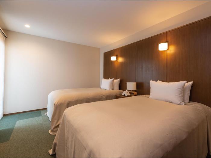 condominium t room