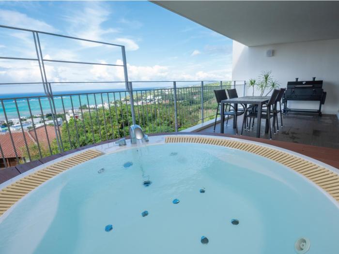 condominium t room