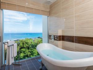 condominium t room