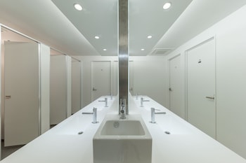 andand hostel akihabara