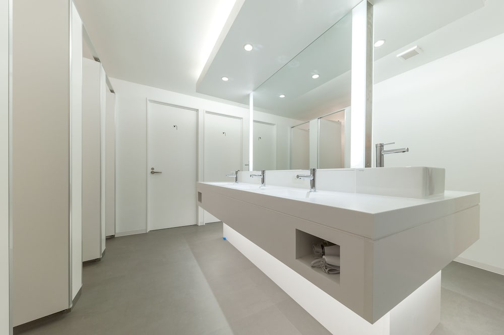 andand hostel akihabara