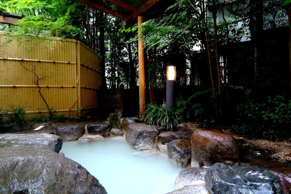 onsen ryokan mitake
