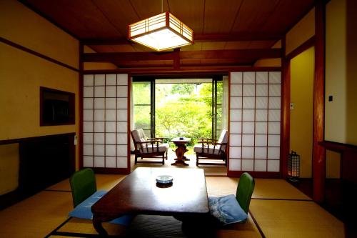 onsen ryokan mitake