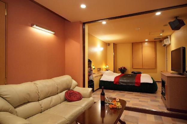 restay dee adults only