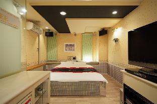 restay dee adults only