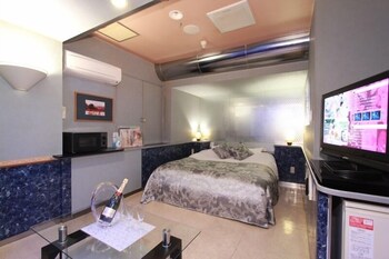 restay mito adults only