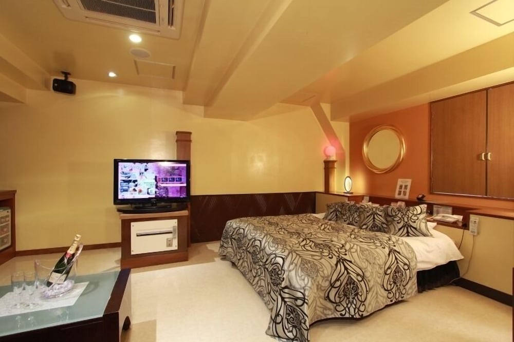 restay mito adults only