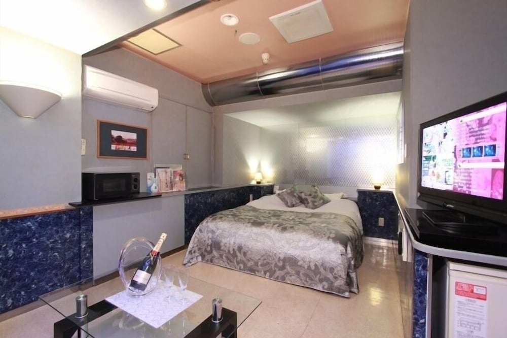 restay mito adults only