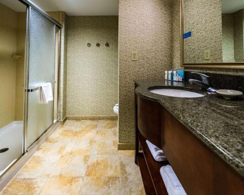 hampton inn easton