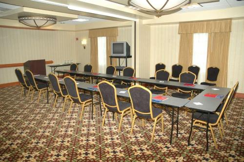 hampton inn easton