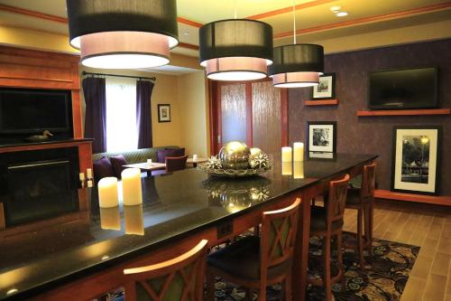 hampton inn easton