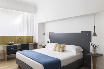 hotel plaza opera