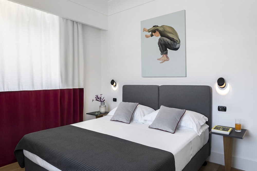 hotel plaza opera