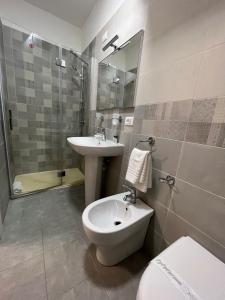 38 aira hotels