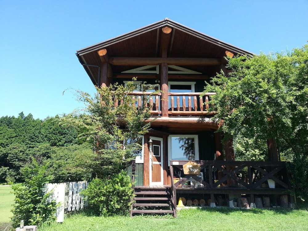 lassy condominium