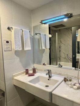 city one hotel and spa