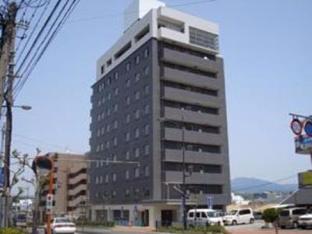 new station hotel premiere