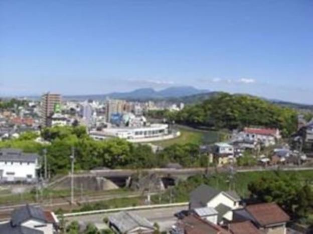 new station hotel premiere